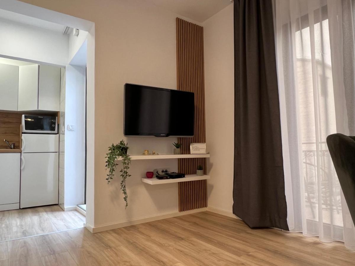 Apartmani Ivelic Supetar Ngoại thất bức ảnh