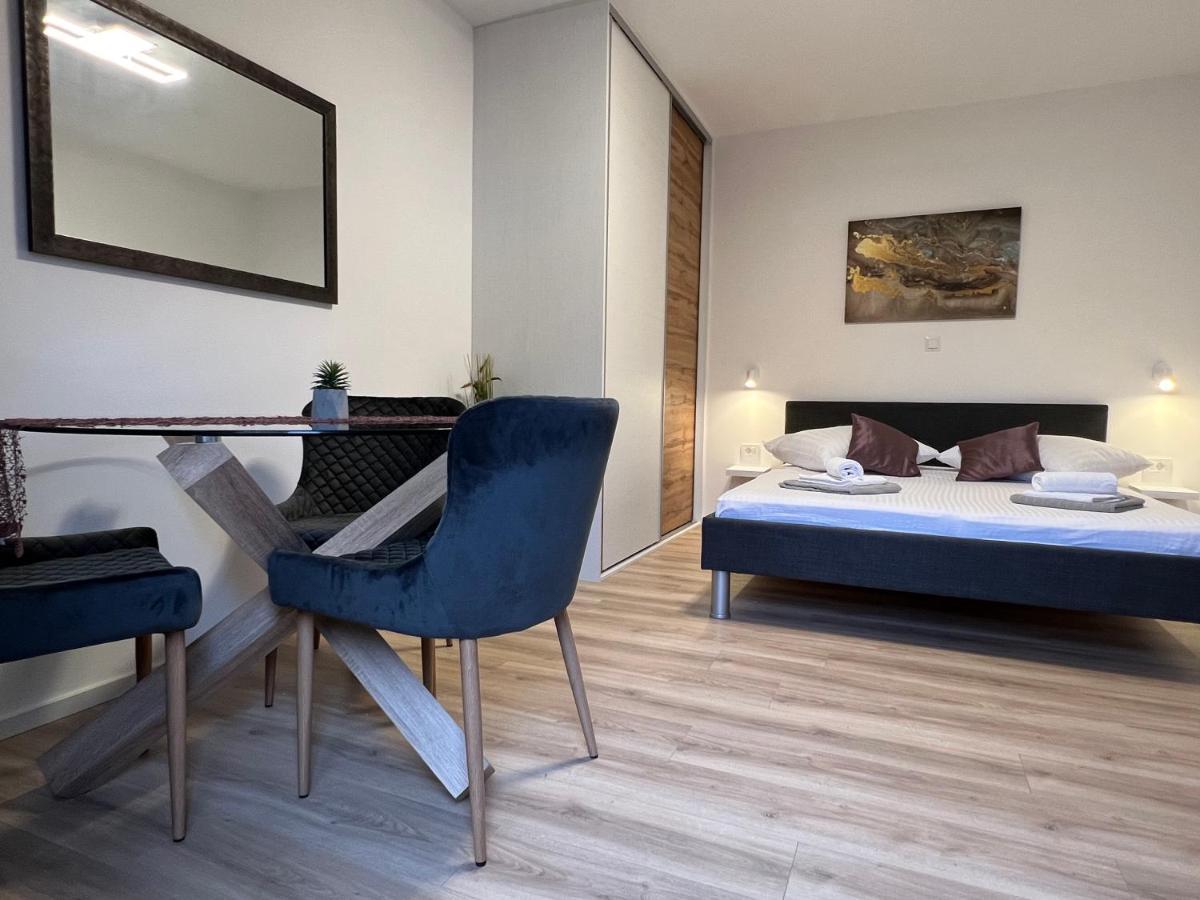 Apartmani Ivelic Supetar Ngoại thất bức ảnh