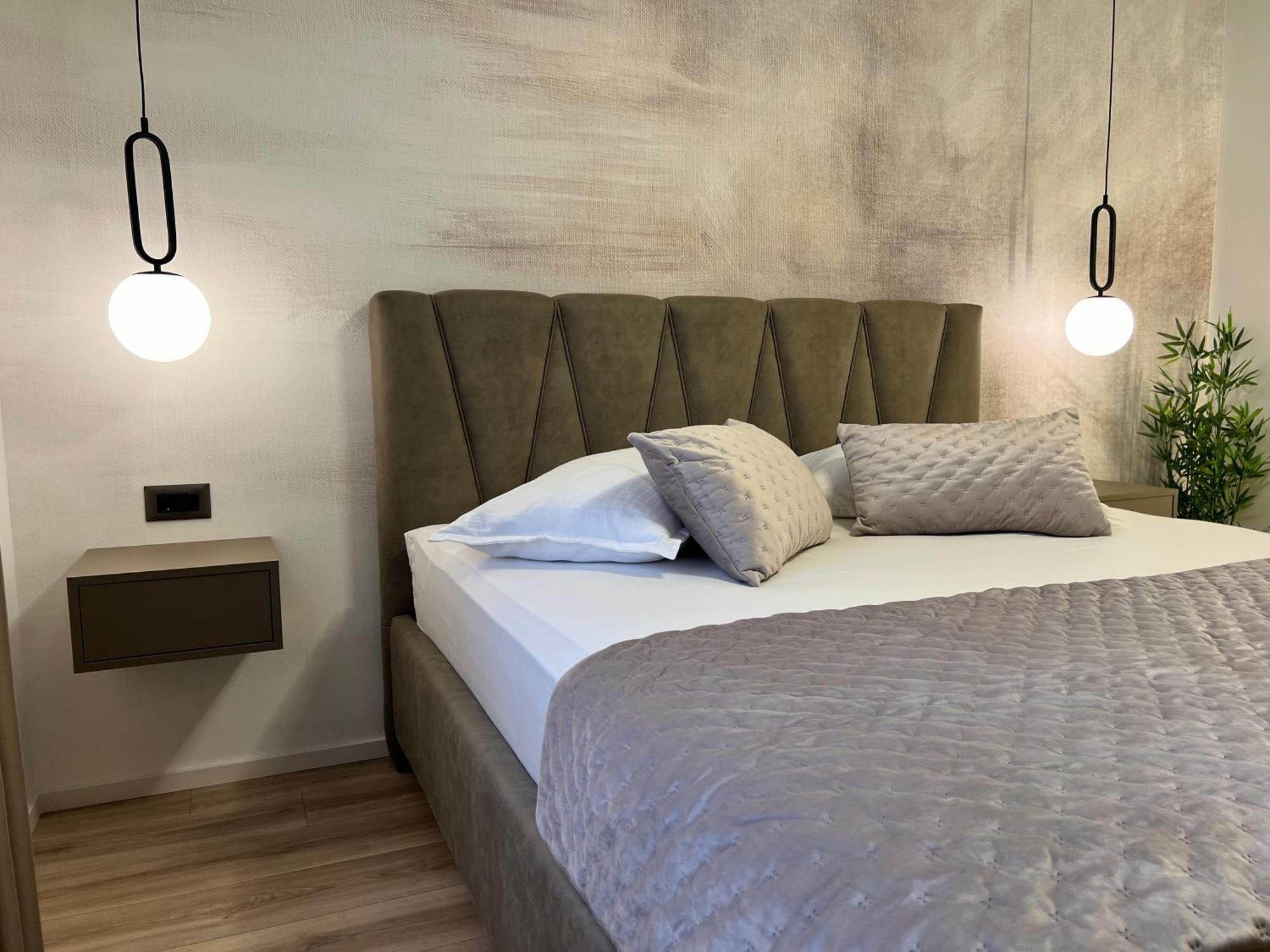 Apartmani Ivelic Supetar Ngoại thất bức ảnh