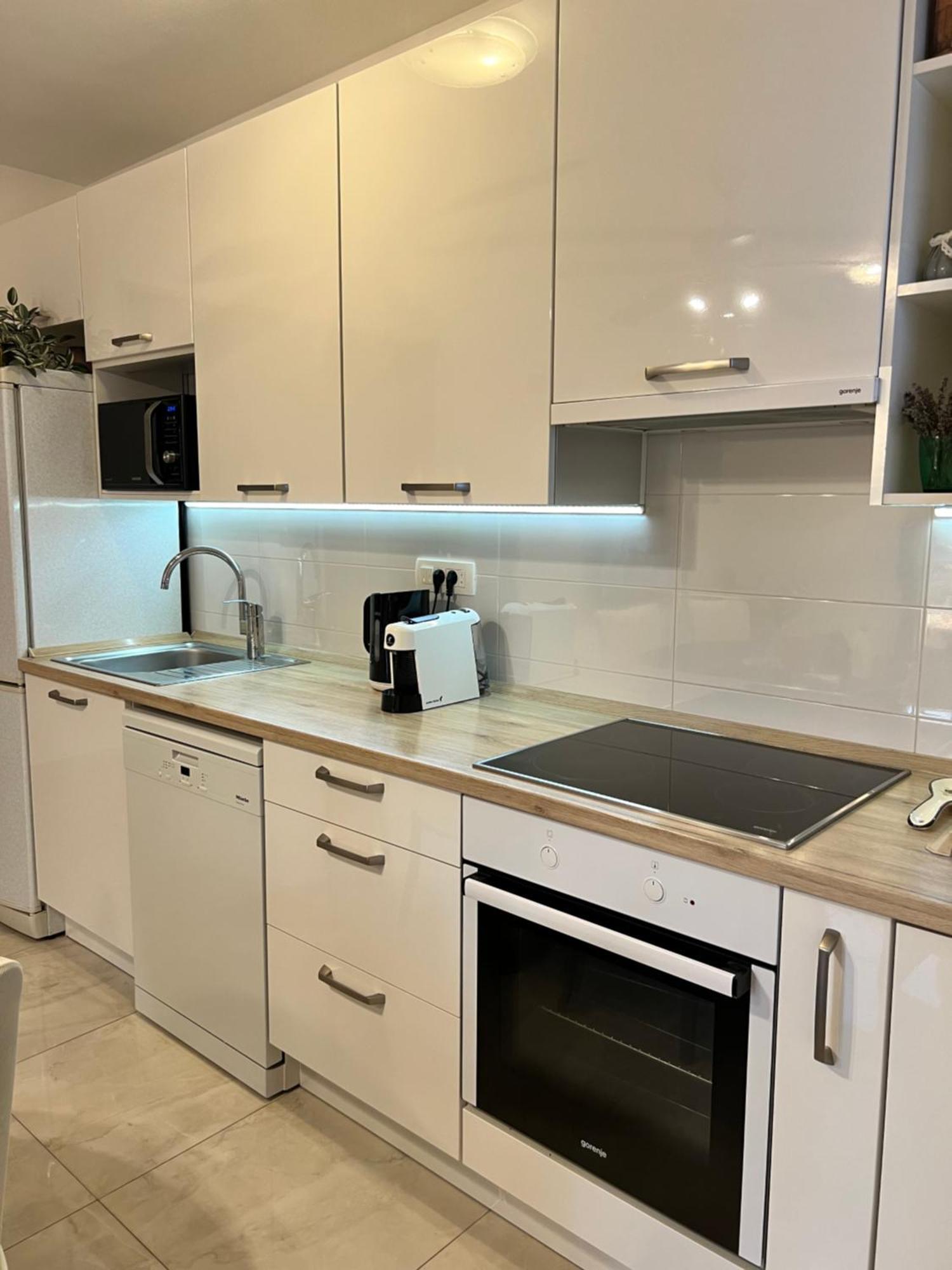 Apartmani Ivelic Supetar Ngoại thất bức ảnh
