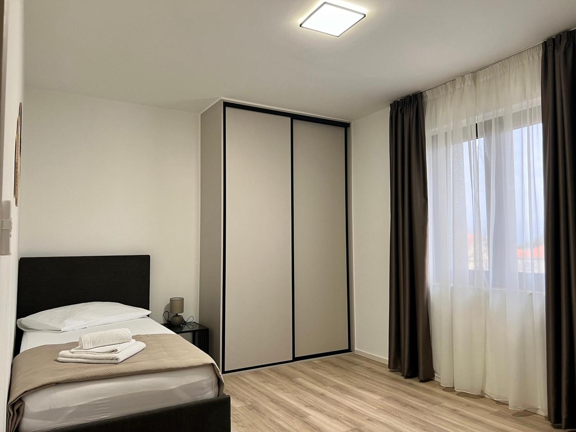 Apartmani Ivelic Supetar Ngoại thất bức ảnh
